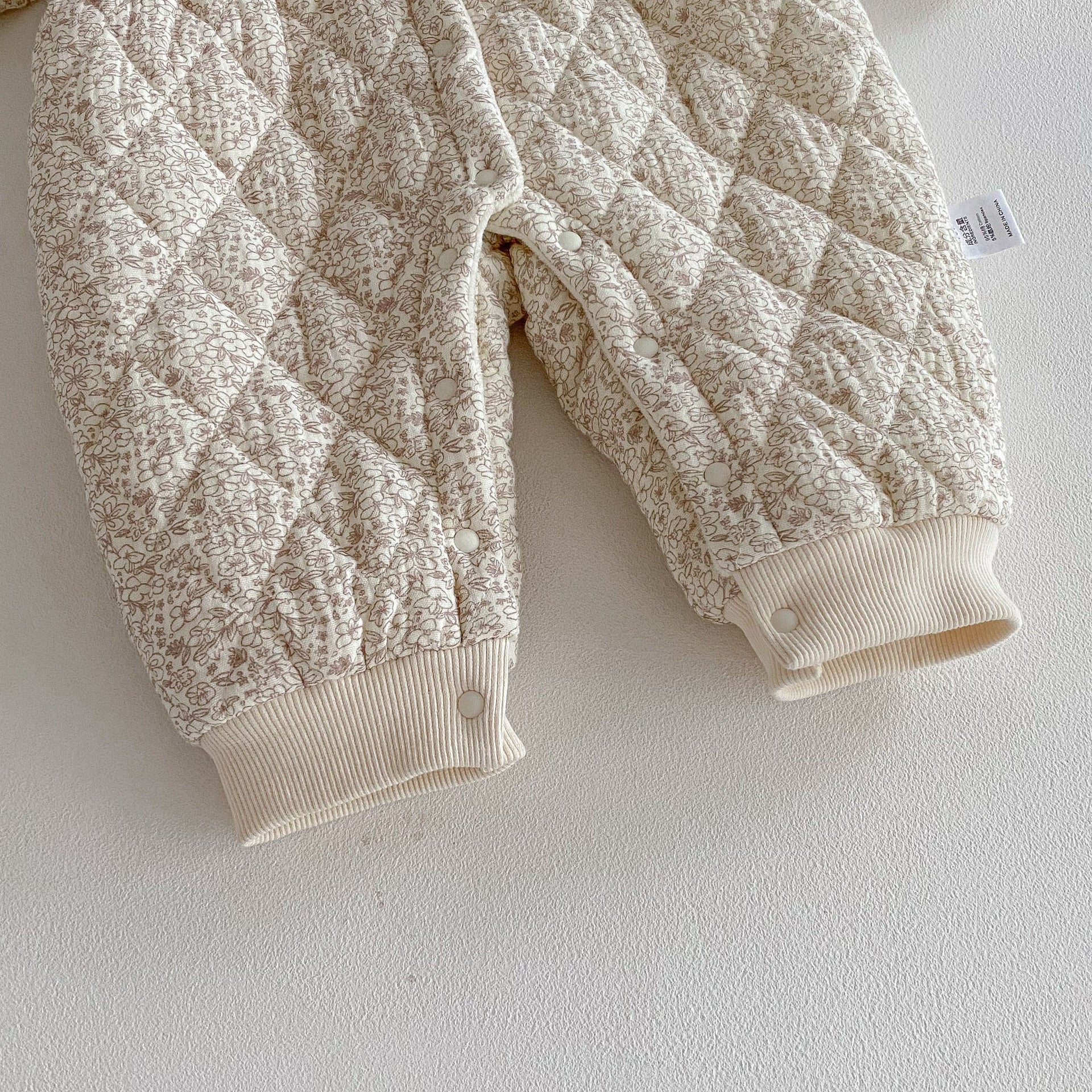 Winter Arrival Baby Girls Long Sleeves Floral and Argyle Pattern Fleece-line Warm Rompers